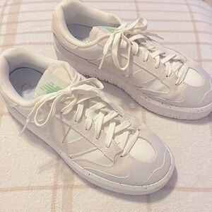 New Balance CT302 Low Top Sneakers- Size Women 9.5/Men 8.0